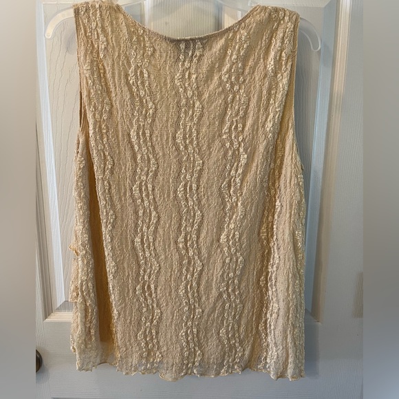 Venezia Cream/Beige Sleeveless Lace Blouse - Picture 2 of 12